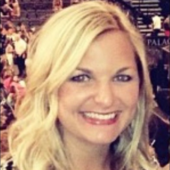 Meet your Posher, Amy - Picture 1 of 1